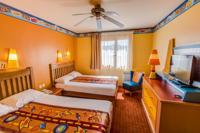 Disney's Hotel Santa Fe Cars Standard Room © Disney 